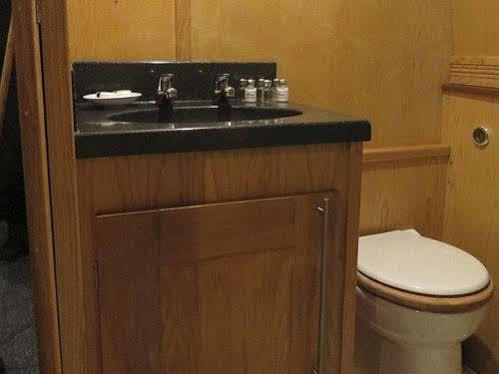 Houseboat Hotels เชฟฟิลด์ ภายนอก รูปภาพ